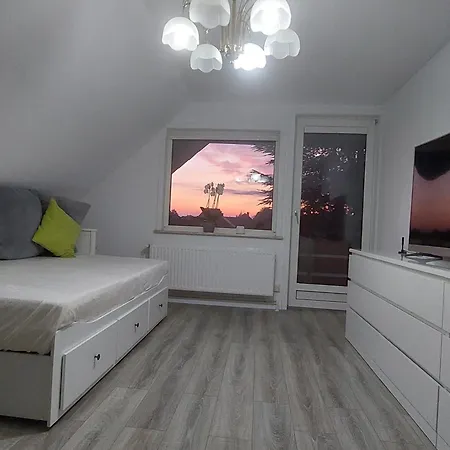 Cozy In Der Heide, Zentral Und Ruhig Шнефердинген
